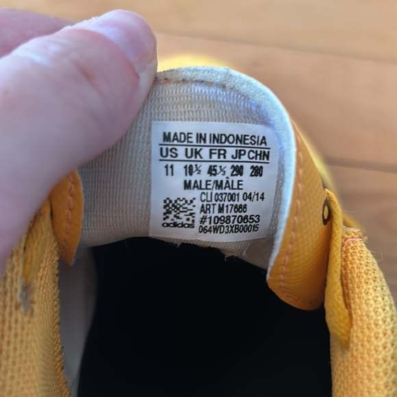 US 11 adidas and Messi futsol (indoor) cleats - Picture 4 of 5